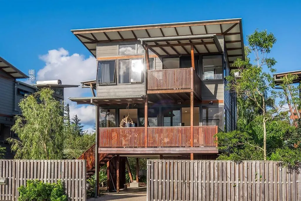 Canopy II - Beach House In The Heart Of Byron Bay